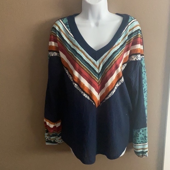𝅺lovely Melody Aztec & waffle knit top NWOT size M - Picture 1 of 5